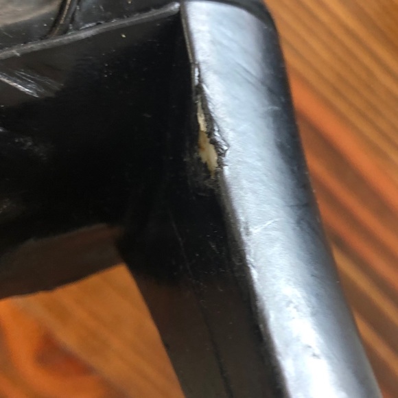 Shoes - Picture 5 of 8